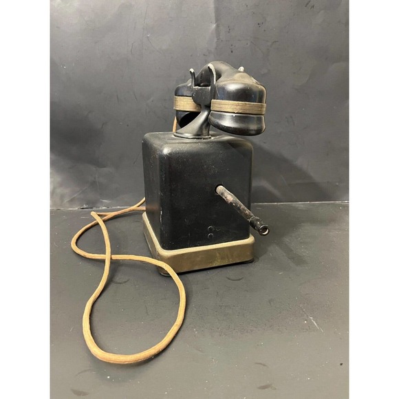 Antique Automatic Electric Co. AE8 Magneto Monophone Hand Crank Telephone - Picture 2 of 11